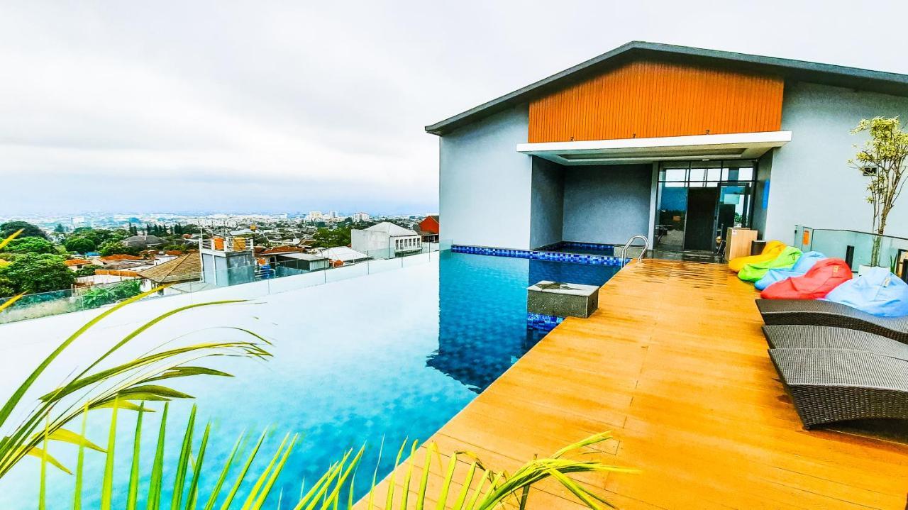 Kytos Hotel Bandung Exterior foto